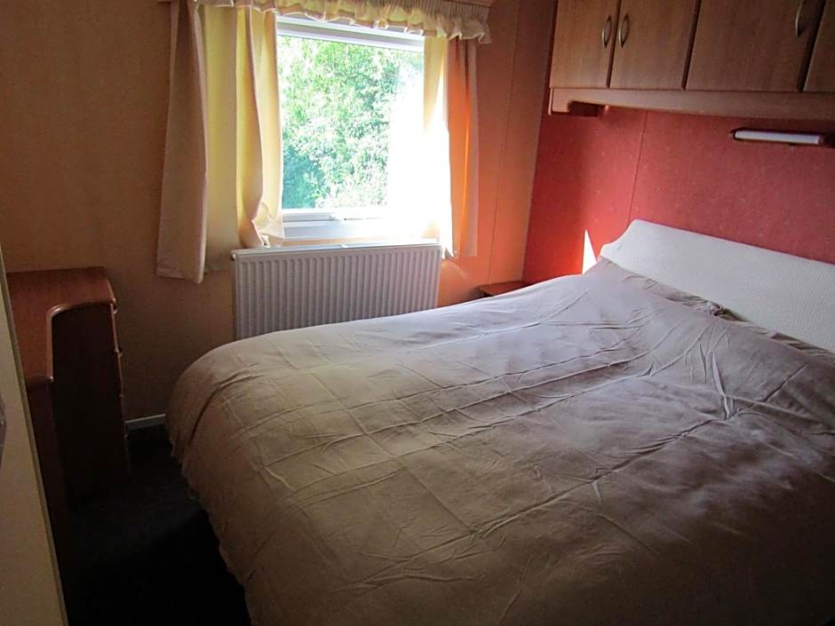 Fenlake holiday accommodation