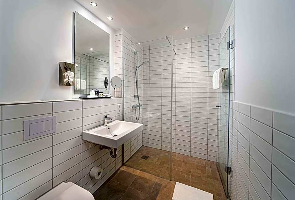 elaya hotel augsburg