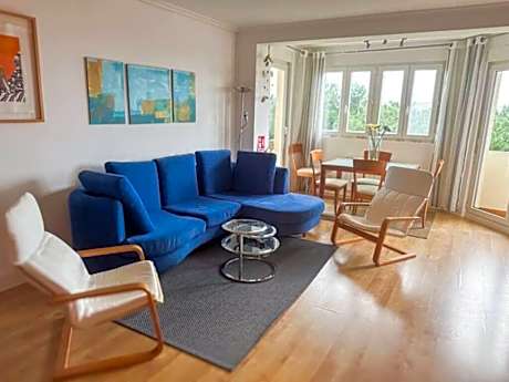 Apto en la playa de Mogro con parking privado