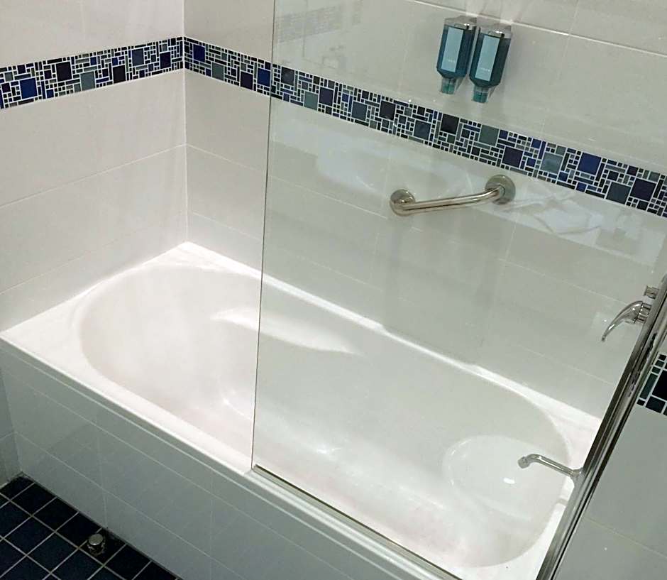 Madison Plaza Townsville