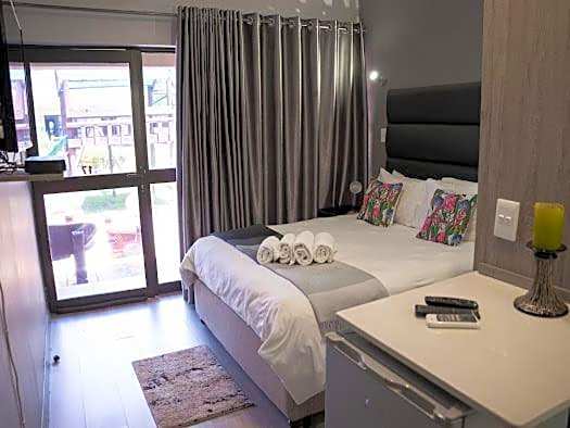 196 On Victoria Bed & Breakfast