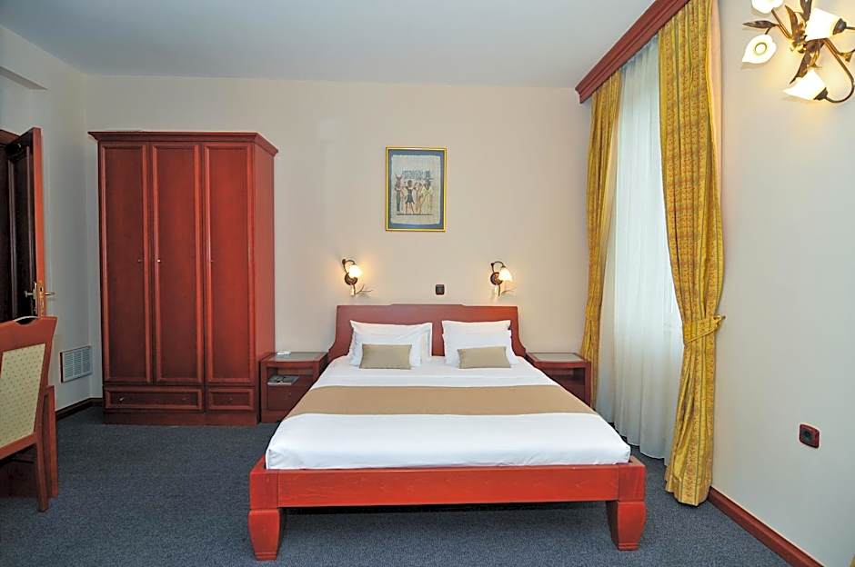 Hotel Montenegrino