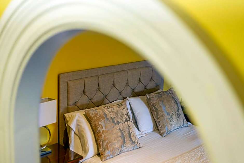 Angel and Royal Hotel