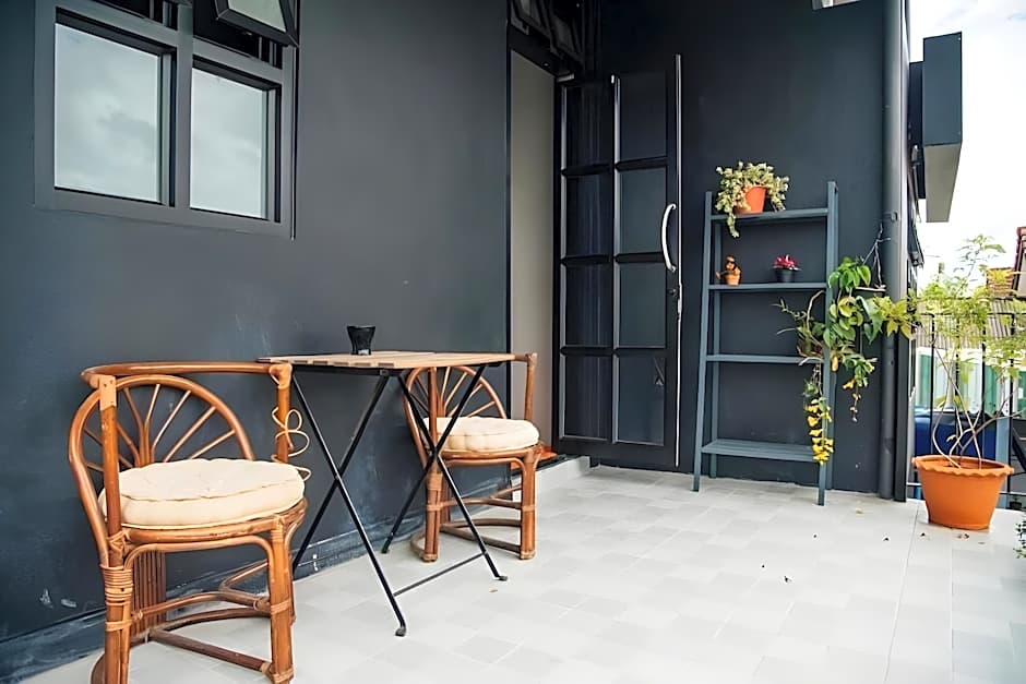 Journey Hostel Surat