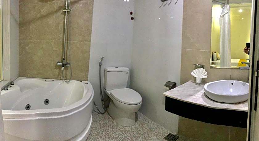 Hoang Yen Canary Hotel