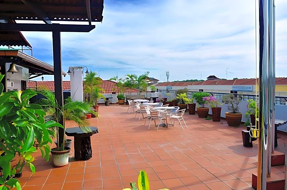 Swan Garden Hotel