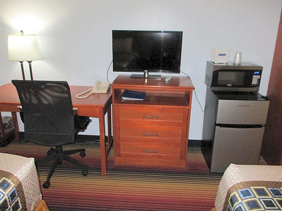 Travelodge by Wyndham Spirit Lake/Okoboji