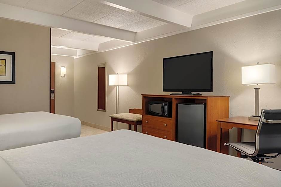 AmericInn by Wyndham Grand Rapids Airport North
