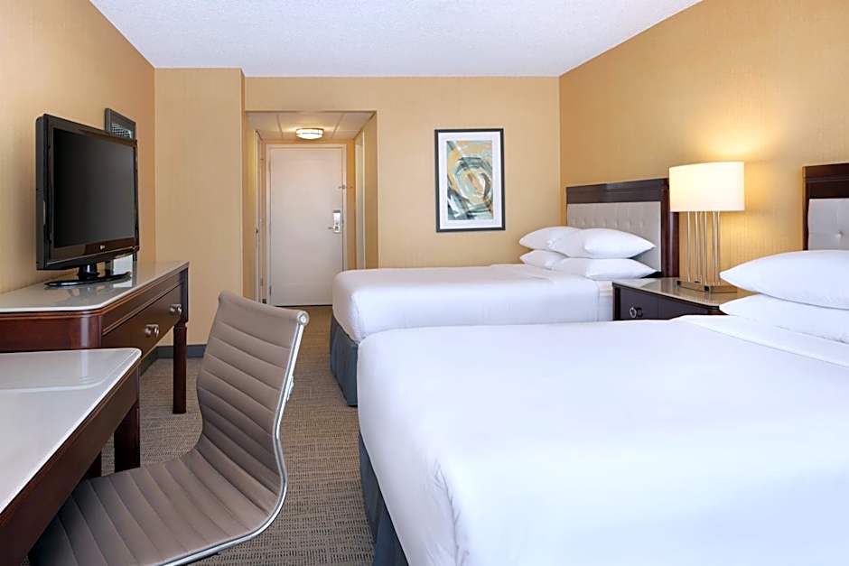 Sheraton West Des Moines Hotel