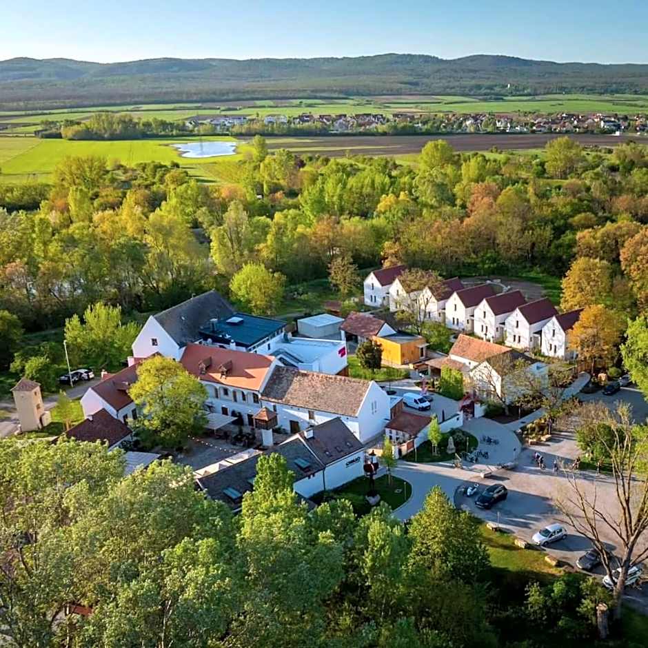 CSELLO MÜHLE OSLIP, Eventlocation, Gastronomie & Nächtigung