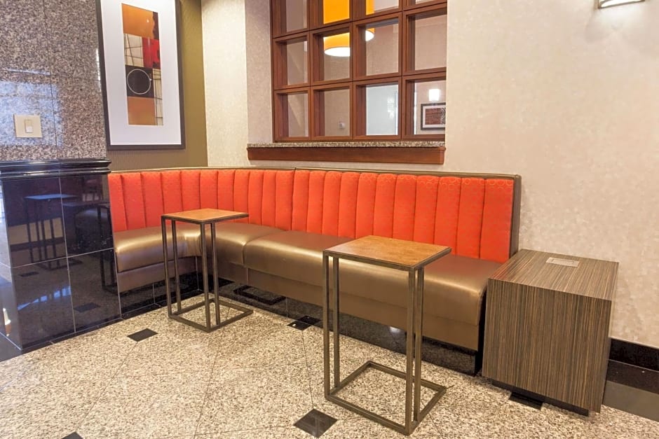 Drury Inn & Suites Dayton North
