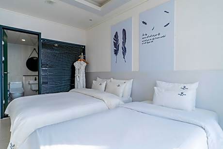 Ocean View Twin Room