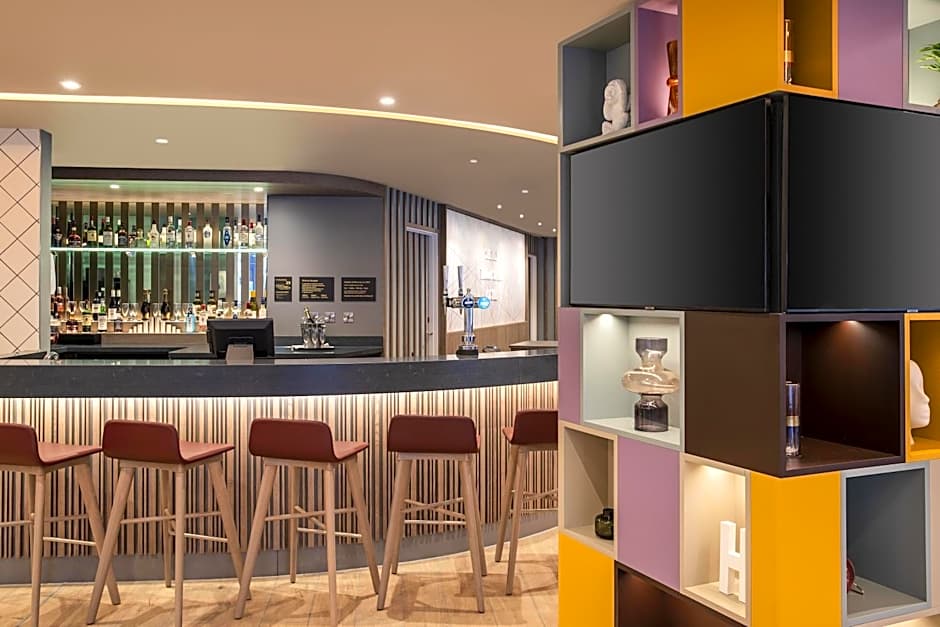 Hampton by Hilton Bath City