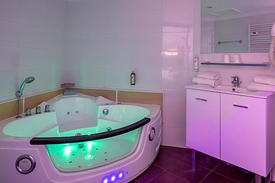 The Originals City, Hôtel Les Dômes, Perpignan Sud Saleilles