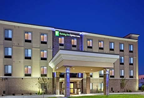 Holiday Inn Express & Suites Lincoln Airport By IHG