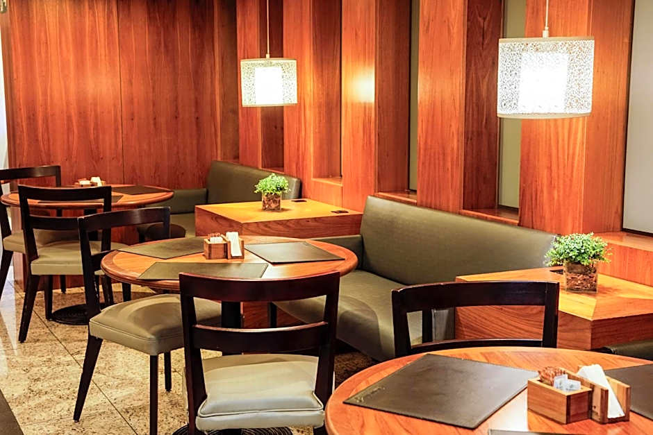 Slaviero Essential Curitiba Batel