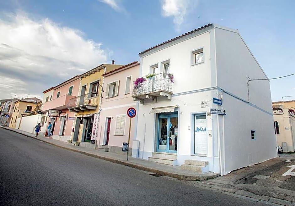 B&B Jolie