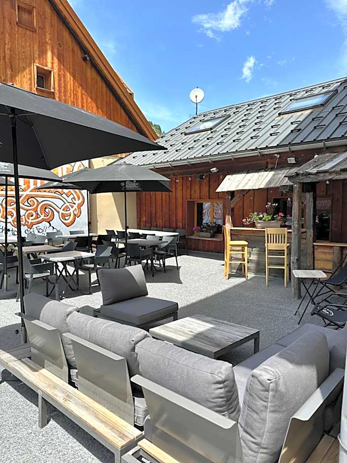 Hôtel-Chalet les Mélèzes