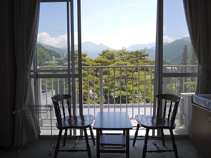 Yudanaka Onsen Shimaya