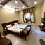 Hotel Raghav Palace