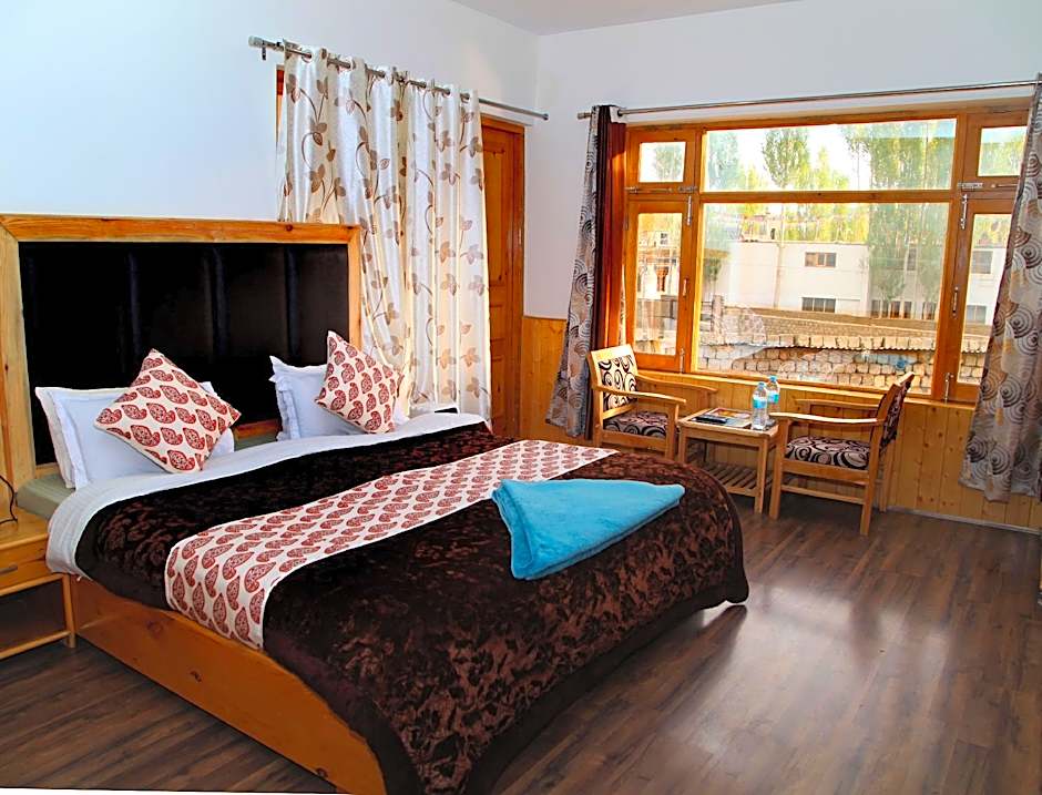 Glacier View Guest House