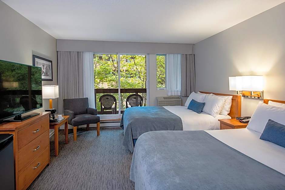 Whistler Village Inn & Suites