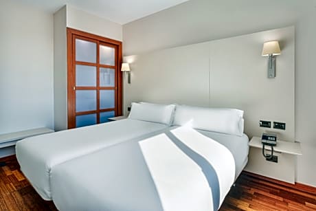 Habitación doble con dos camas