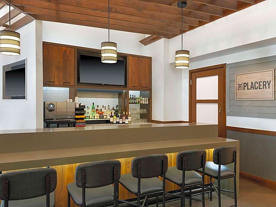 Hyatt Place Tampa Busch Gardens