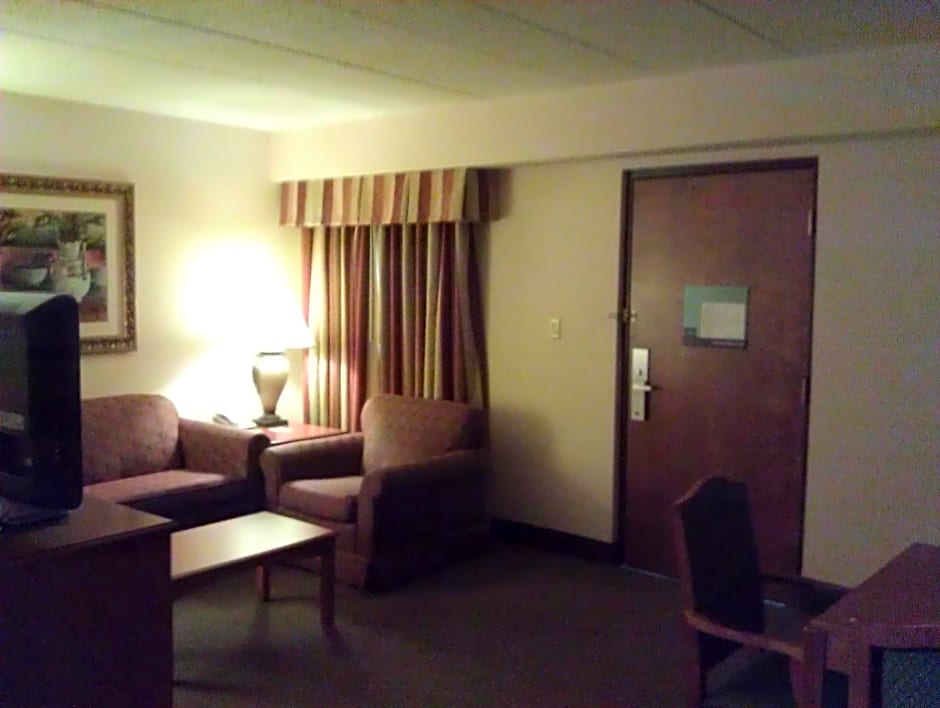 AmericInn by Wyndham Omaha