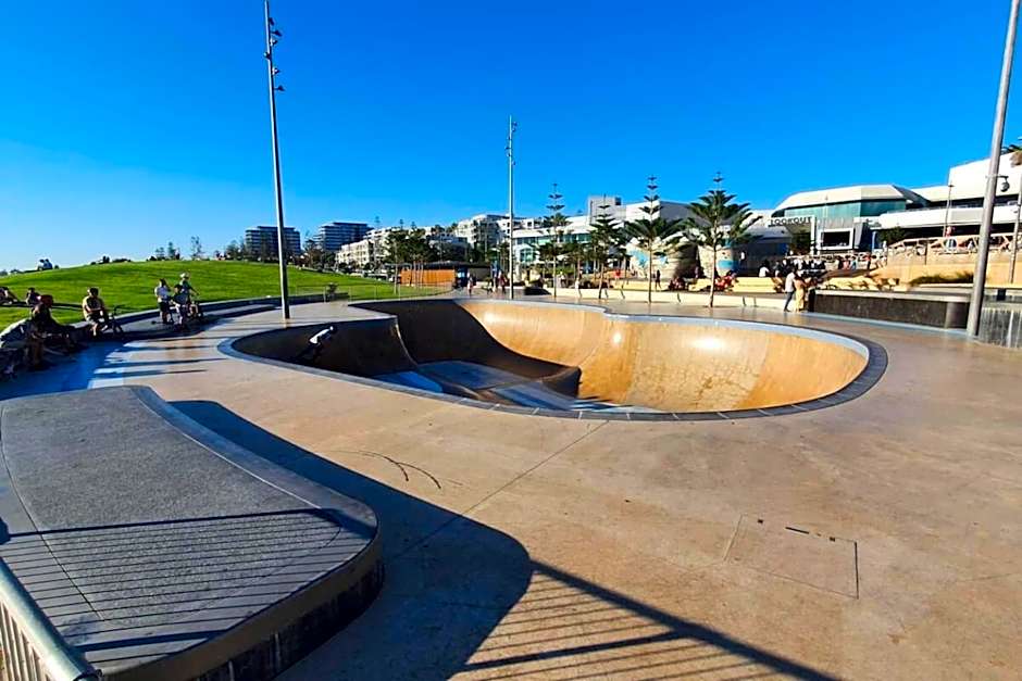 Coastal Salty Air 2bedrm 2bath W Ocean Views!