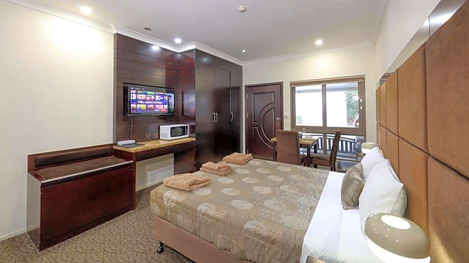 Western Downs Motor Inn