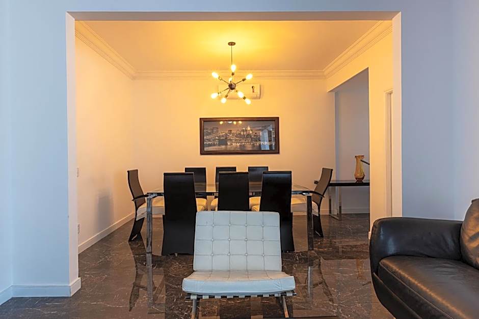 The Best Copa Executive Design Penthouse 4 bedroom 3 bathroom 6 air conditioners 2500 sq ft 85 inch cimema tv