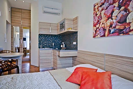 Economy Apartment (2 adults)