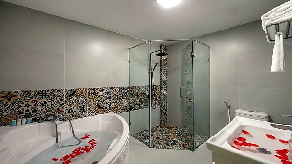 Diamond Legend Hotel