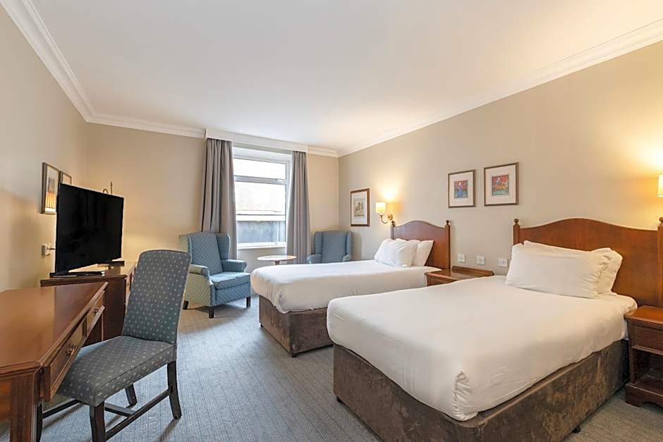 Winchester Wessex Hotel by Sunday