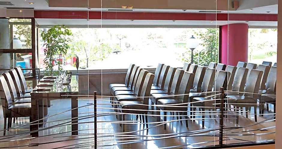 Design Hotel Mr. President Garni