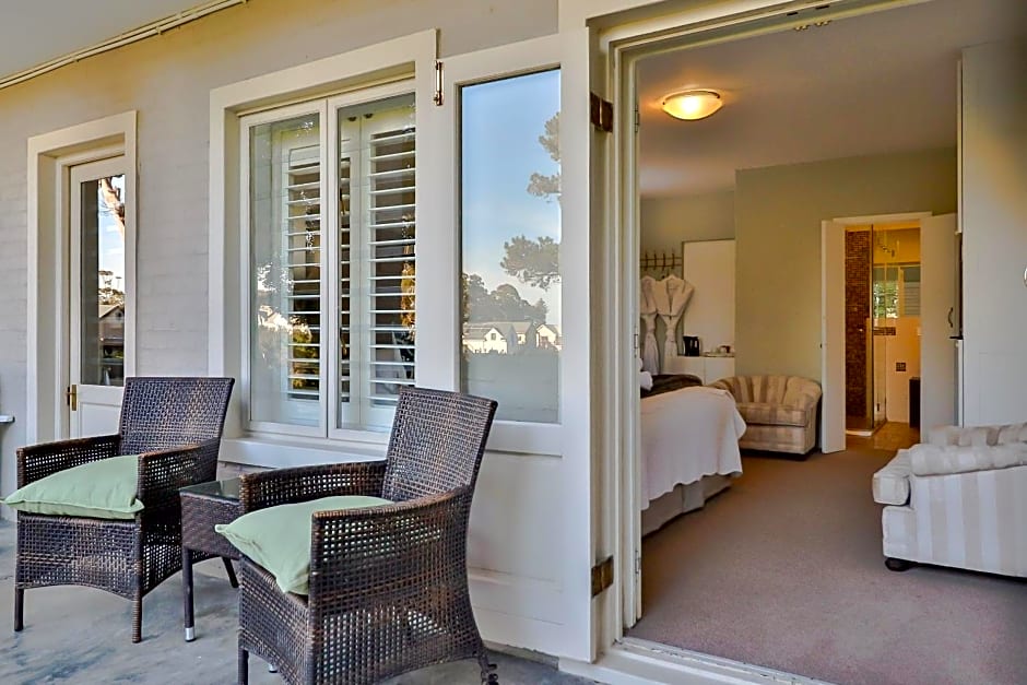 Hermanus Lodge on the Green - Solar Power