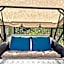 Rabbit's Loft - 2 Bedrooms, Theme Room, Free Parking