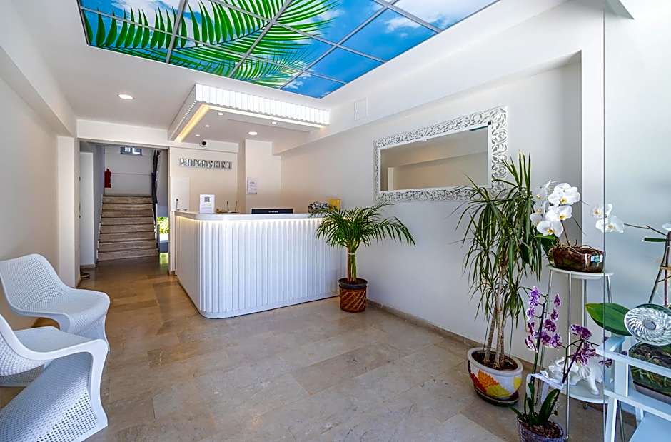 Princess Kinli Suites Hotel