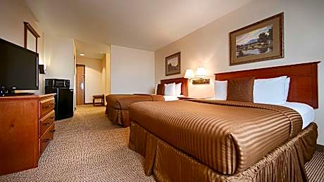 2 Queen Beds, Non-Smoking, High Speed Internet Access, Coffee Maker, Hairdryer, Iron And Ironing Boa
