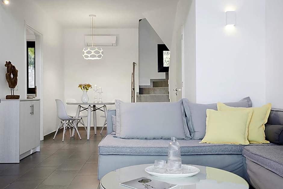 Eleia Seafront Rooms & Villas