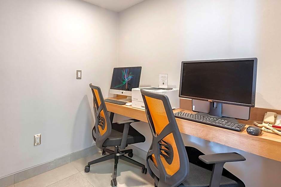 Quality Suites Quebec