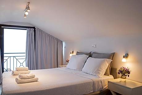 Studio with Sea View