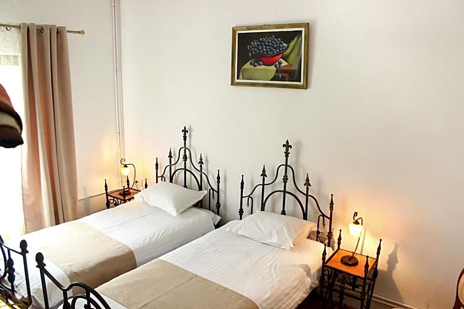 Hunter Prince Castle Hotel