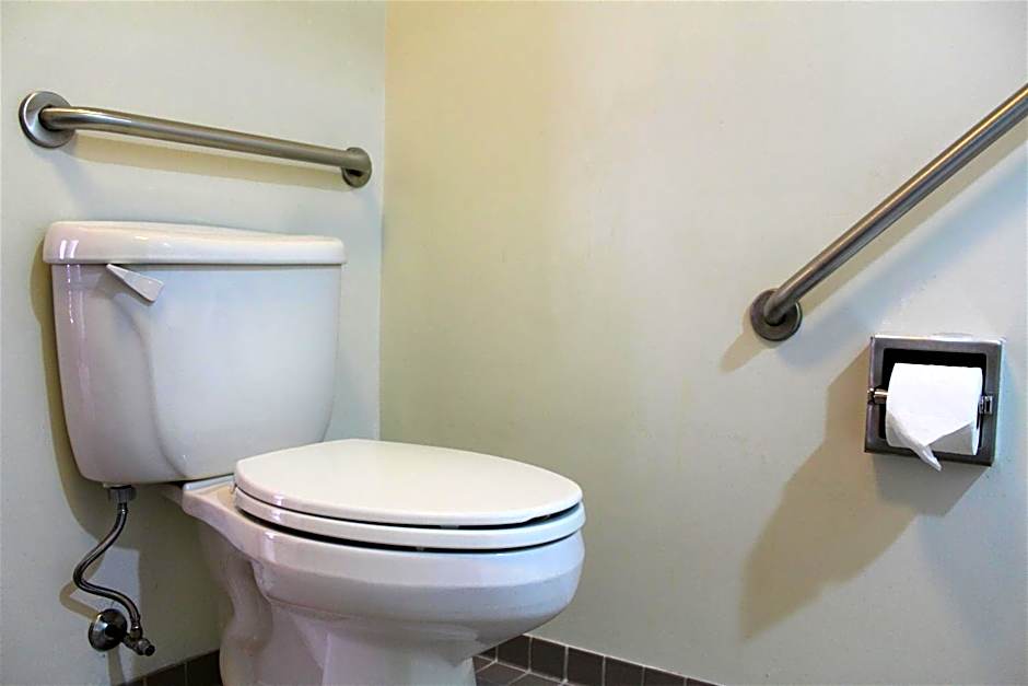 Residence & Conference Centre - Niagara-on-the-Lake