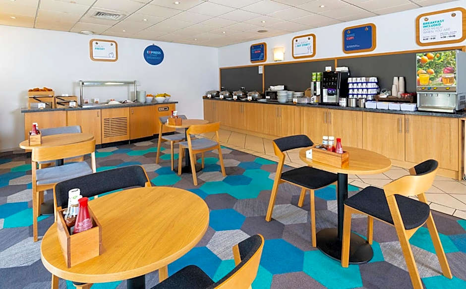 Holiday Inn Express Gloucester By IHG