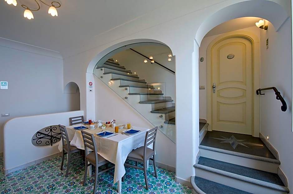 Albadamare Boutique Hotel