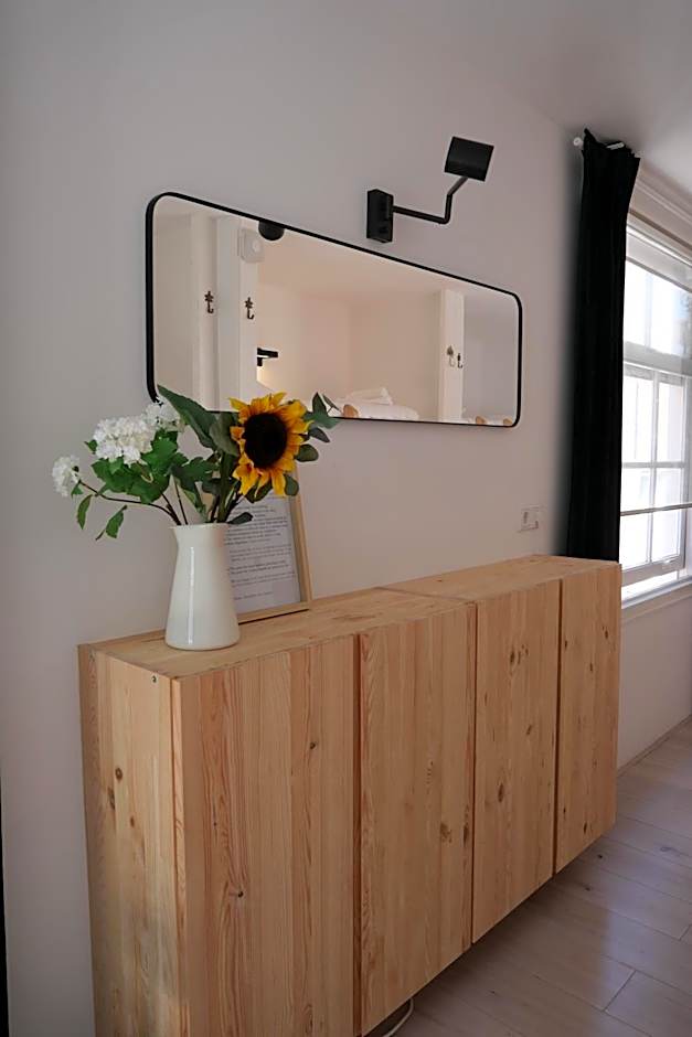 Tiny Private City Rooms Haarlem