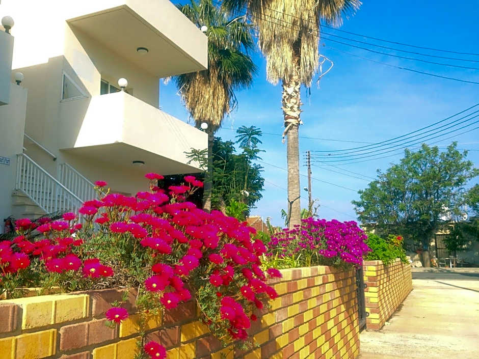 Astrofegia Apartments Near The Sea