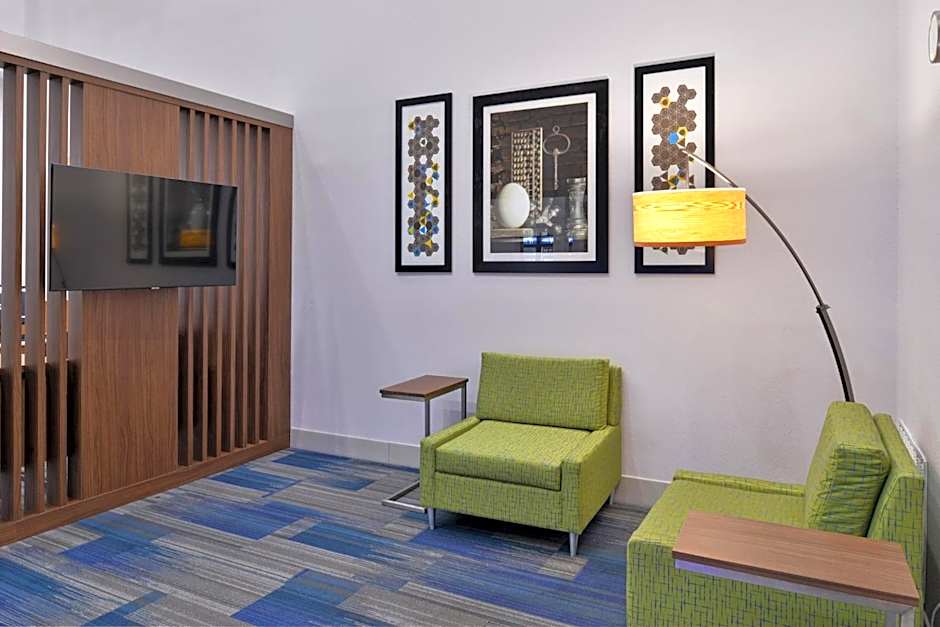 Holiday Inn Express & Suites Royse City - Rockwall by IHG